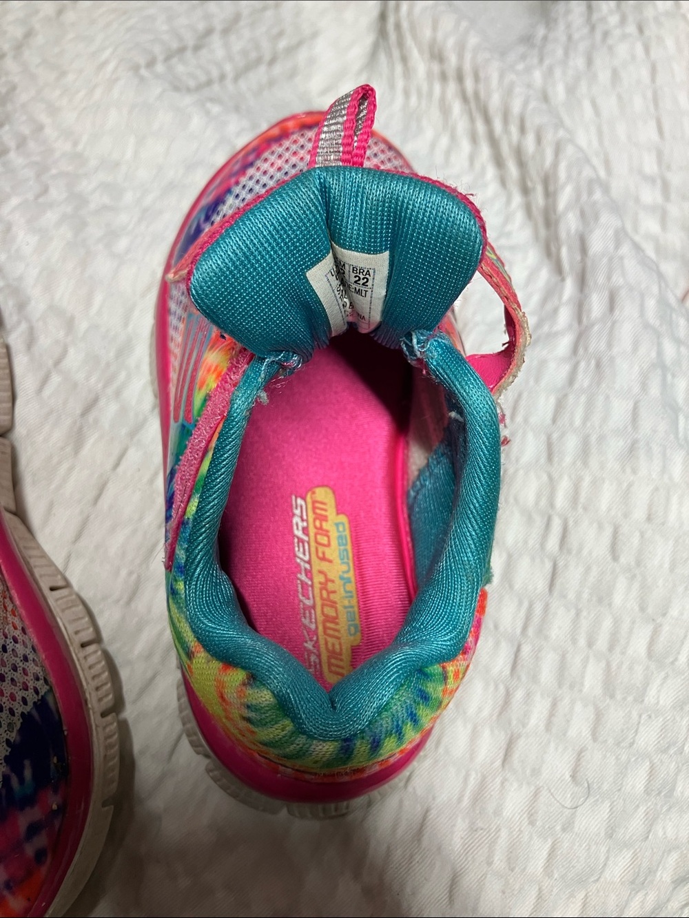 Skechers Girls Pink Multi Athletic Sneakers with Teal Accents - Picture 7 of 8